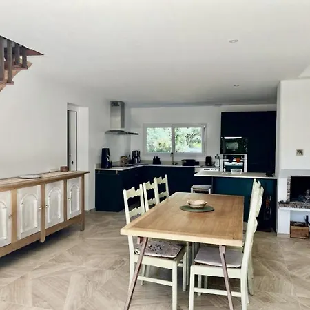Holiday home Maison Renovee Avec Vue Exceptionnelle Sur Le Lacanau