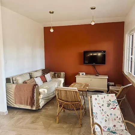 Maison Renovee Avec Vue Exceptionnelle Sur Le